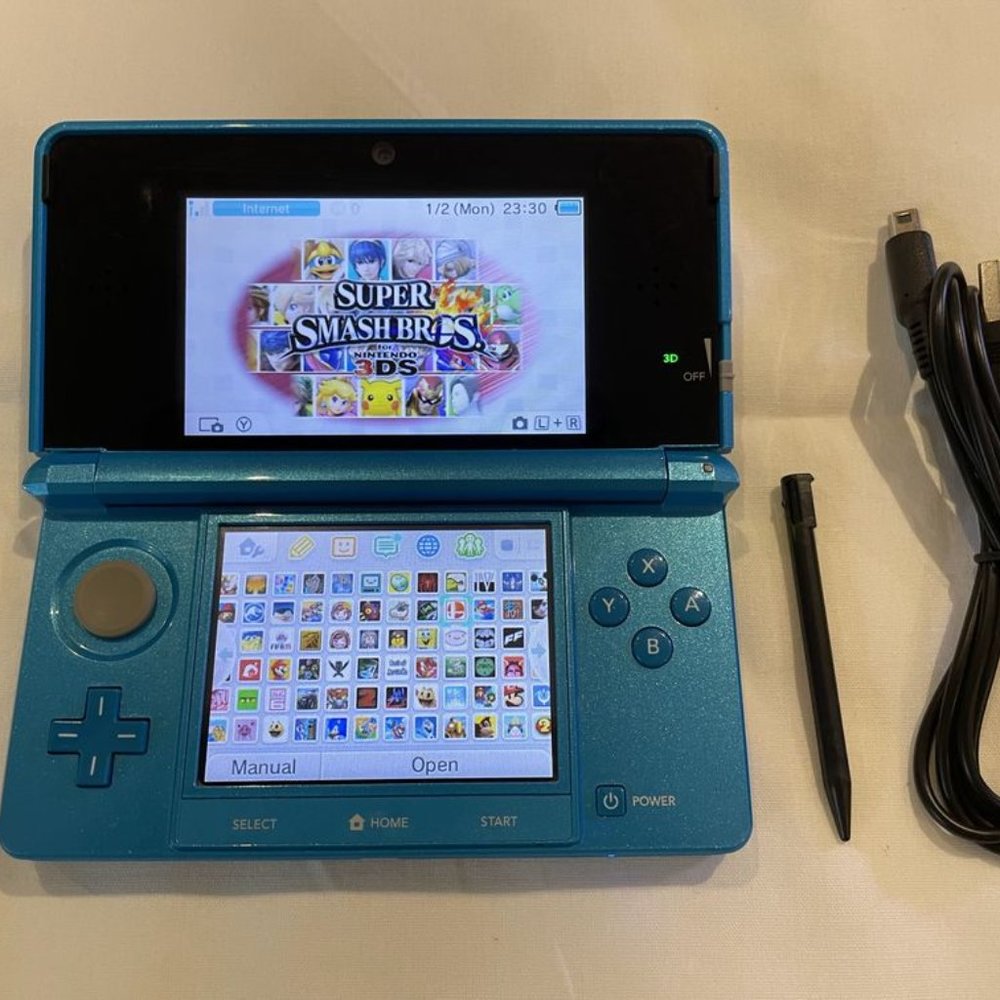 Nintendo 3DS + 128GB Full Included + HomeBrew – Lots of Games (2000+)